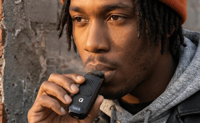 Using the G Pen Dash II dry herb vaporizer